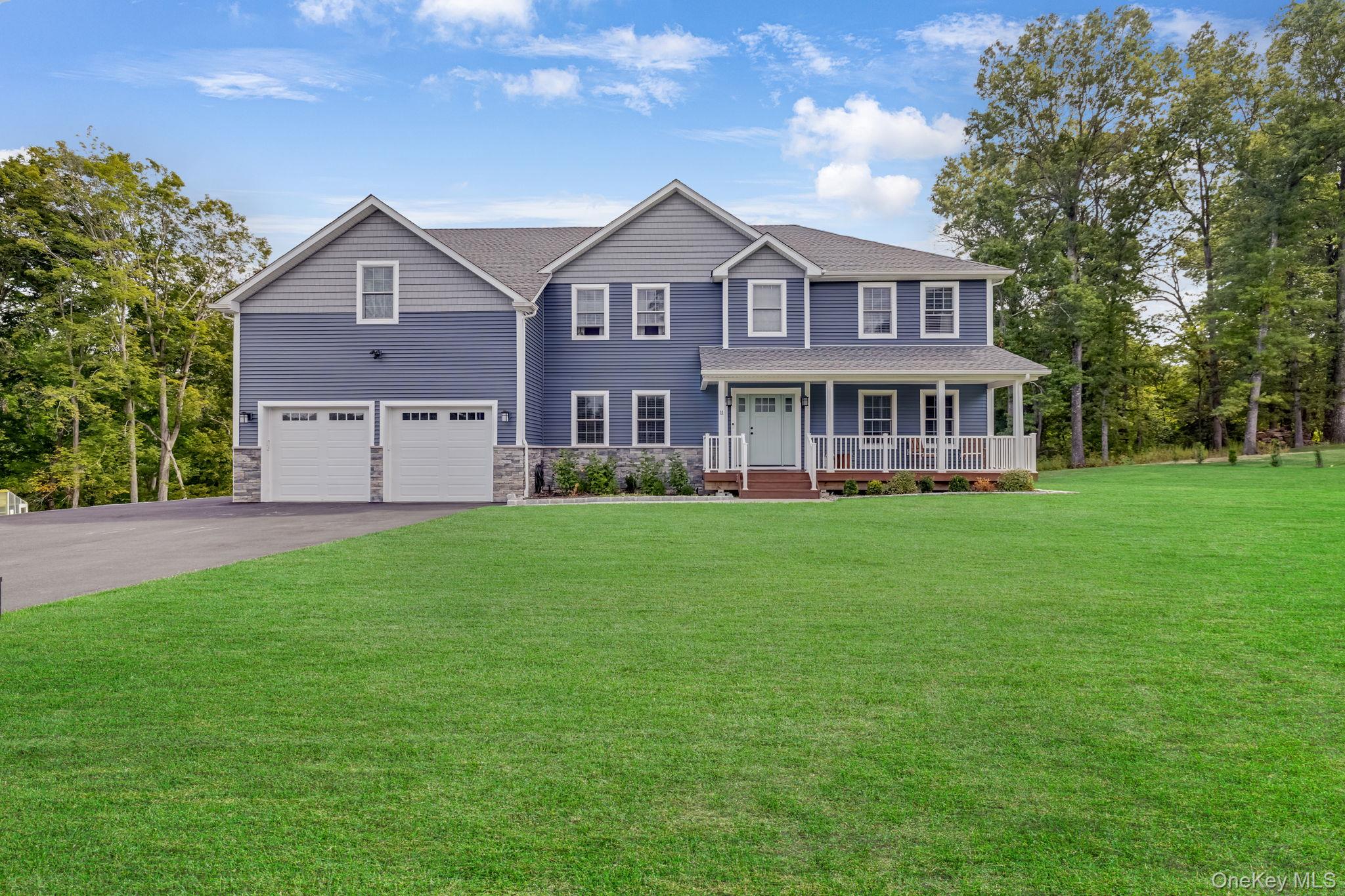 11 Knight Court, New Windsor, NY 12553