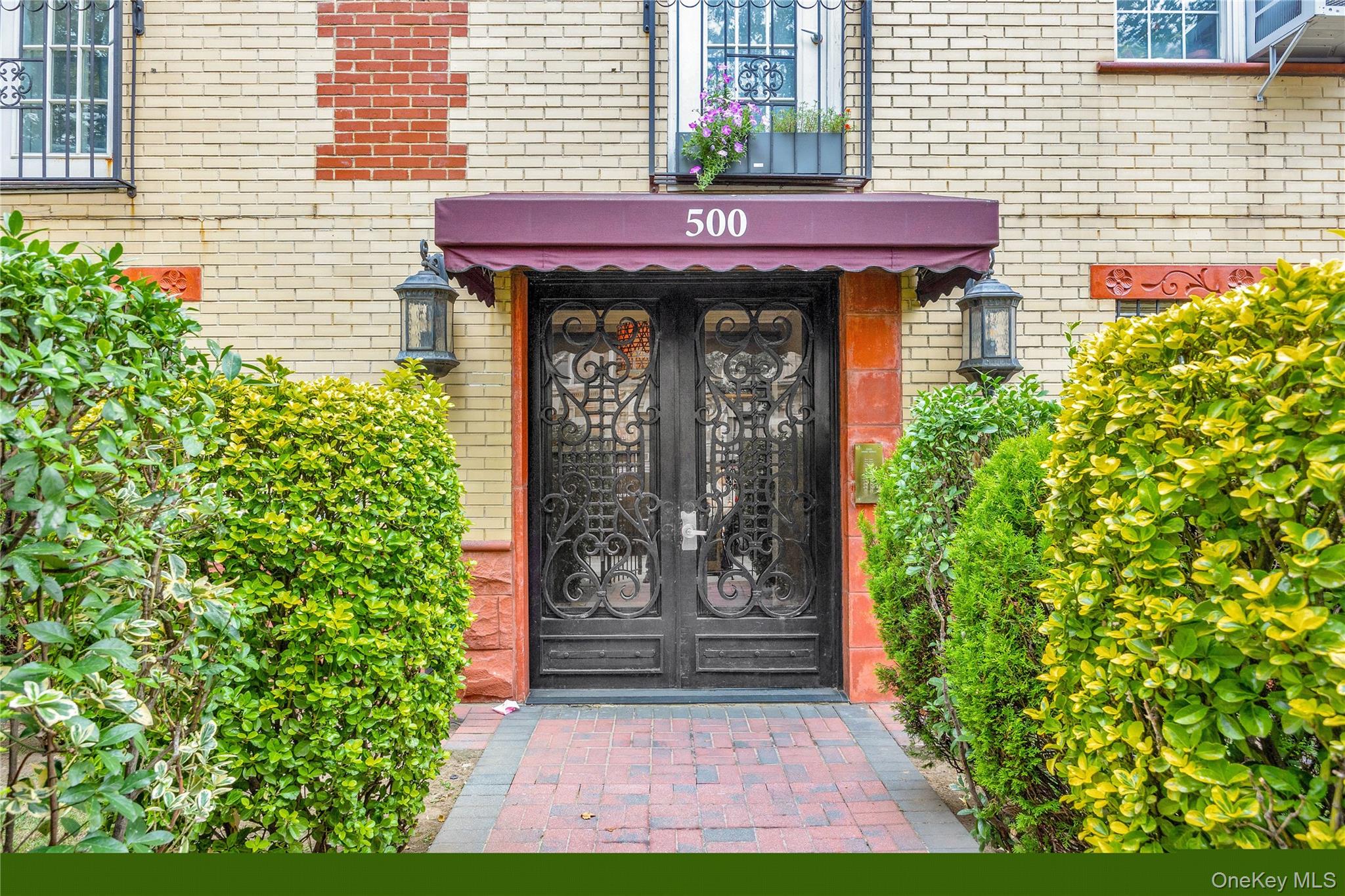 500 Grand Avenue # 5B, Brooklyn, NY 11238