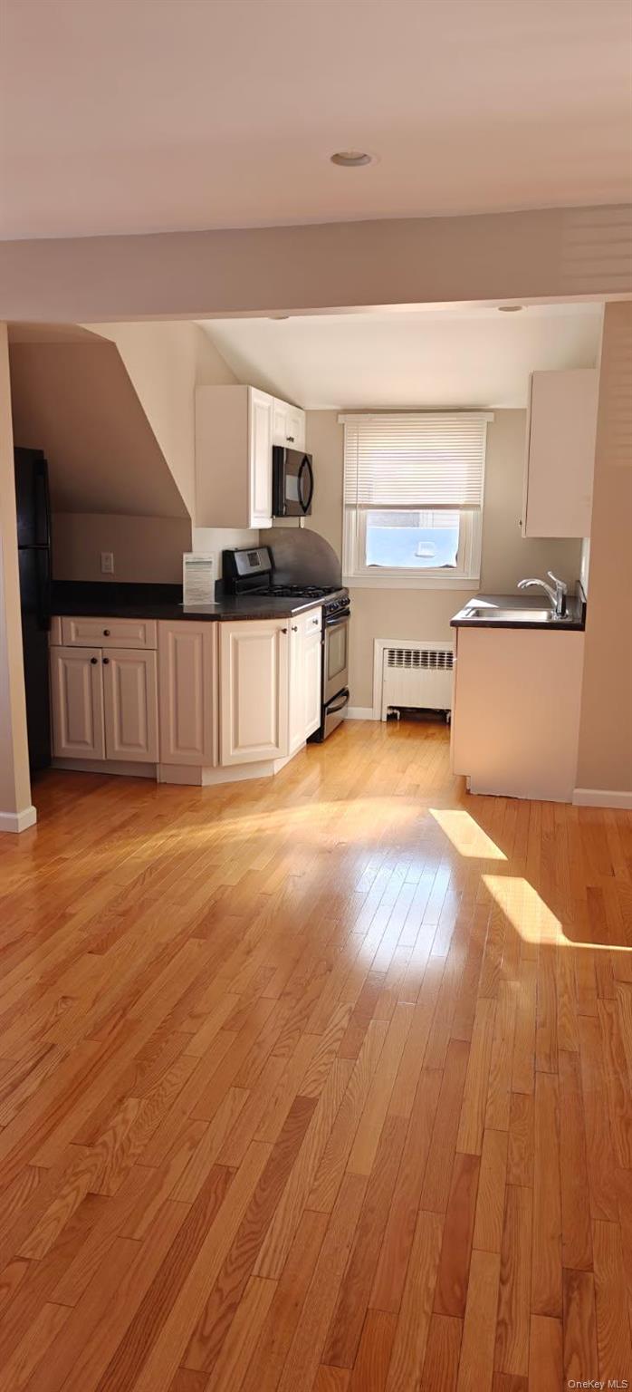 28 High Street # 2nd Floor, Glen Cove, NY 11542