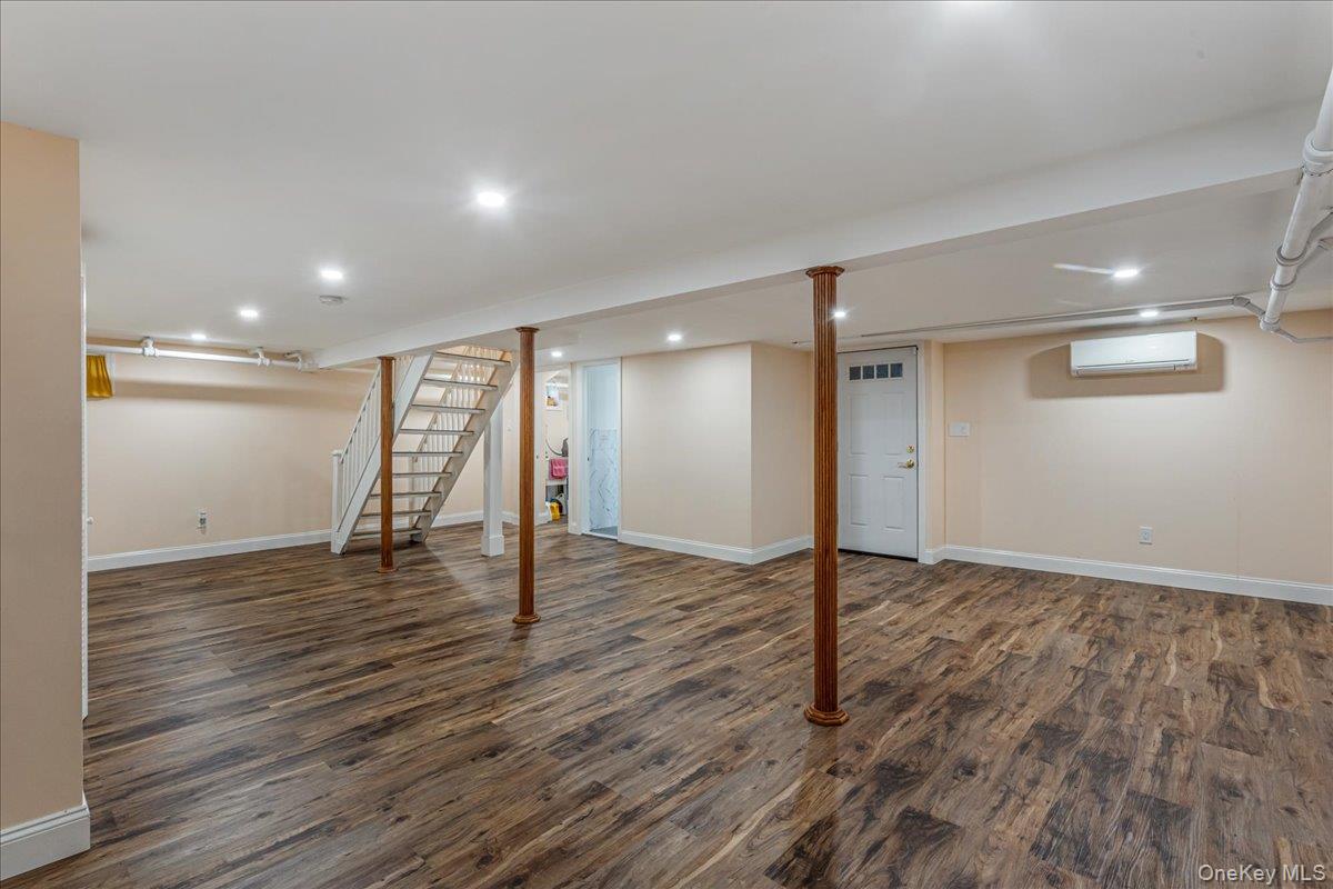 11461 176th Street, Addisleigh Park, NY 11434