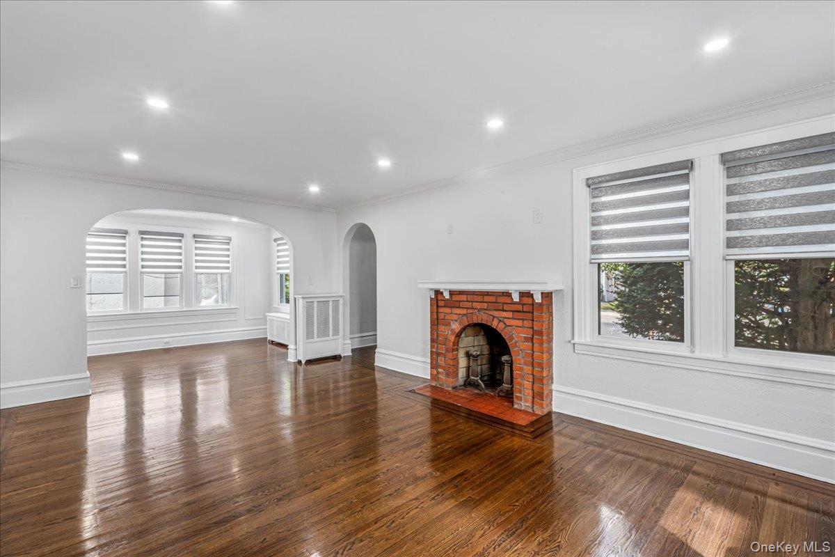 11461 176th Street, Addisleigh Park, NY 11434