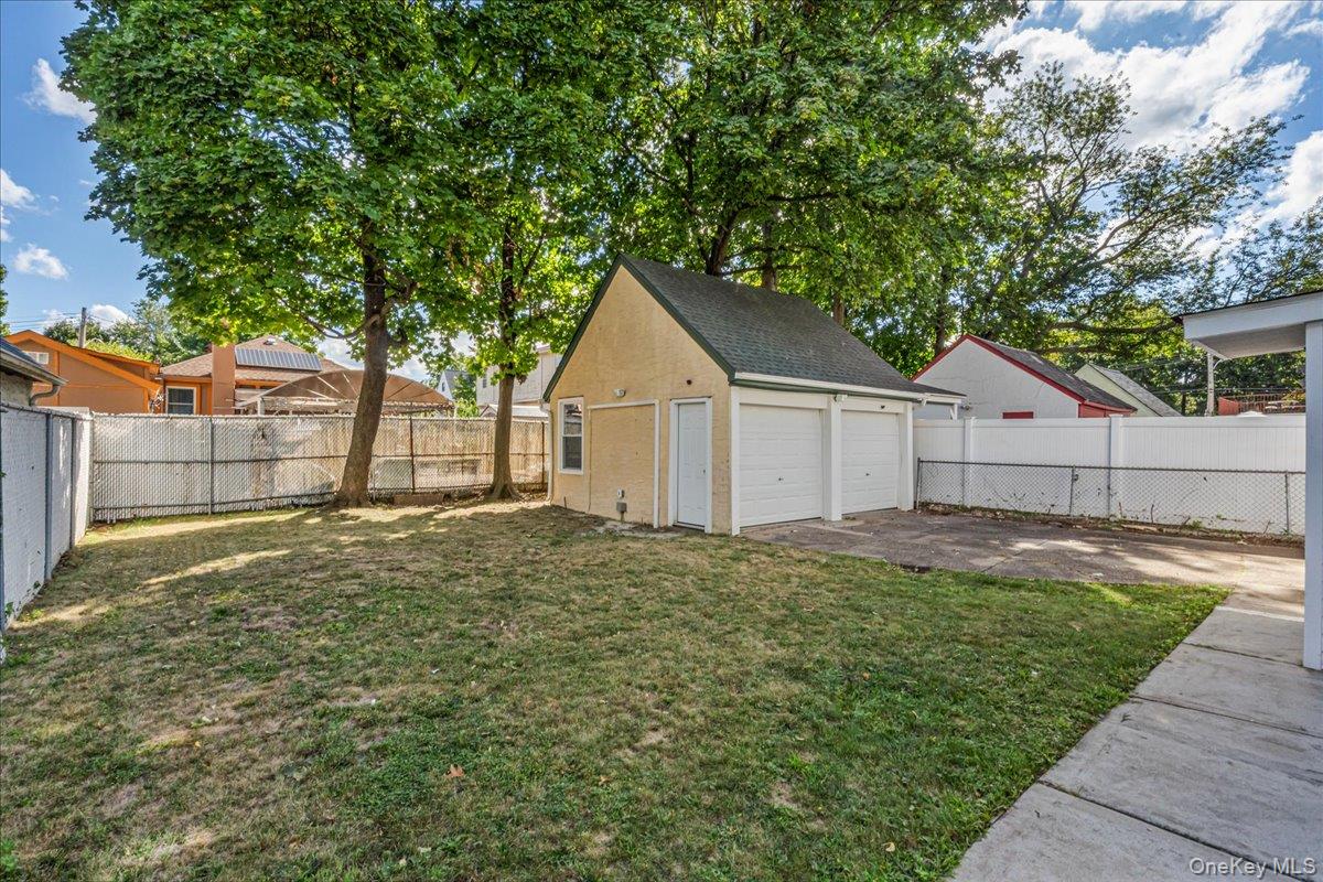 11461 176th Street, Addisleigh Park, NY 11434