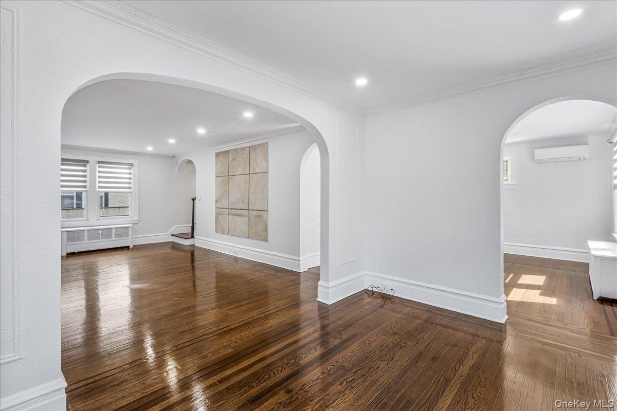 11461 176th Street, Addisleigh Park, NY 11434