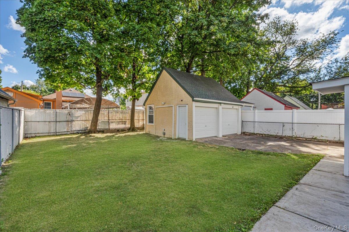 11461 176th Street, Addisleigh Park, NY 11434