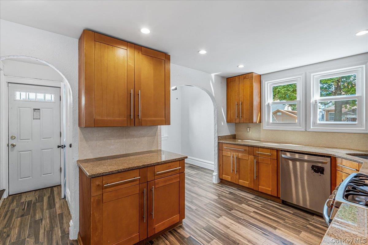 11461 176th Street, Addisleigh Park, NY 11434