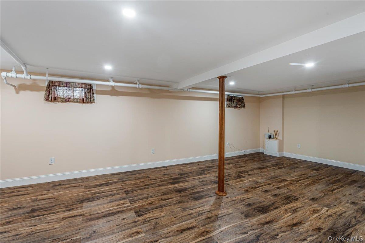 11461 176th Street, Addisleigh Park, NY 11434