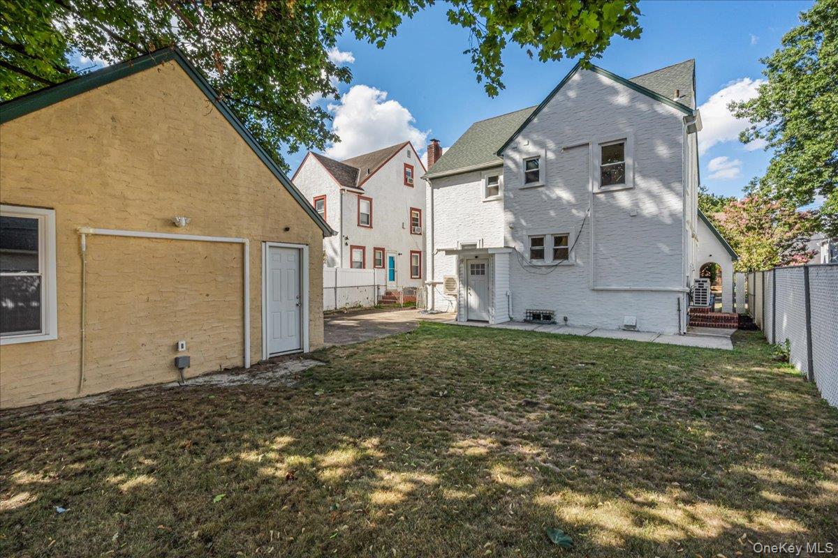 11461 176th Street, Addisleigh Park, NY 11434