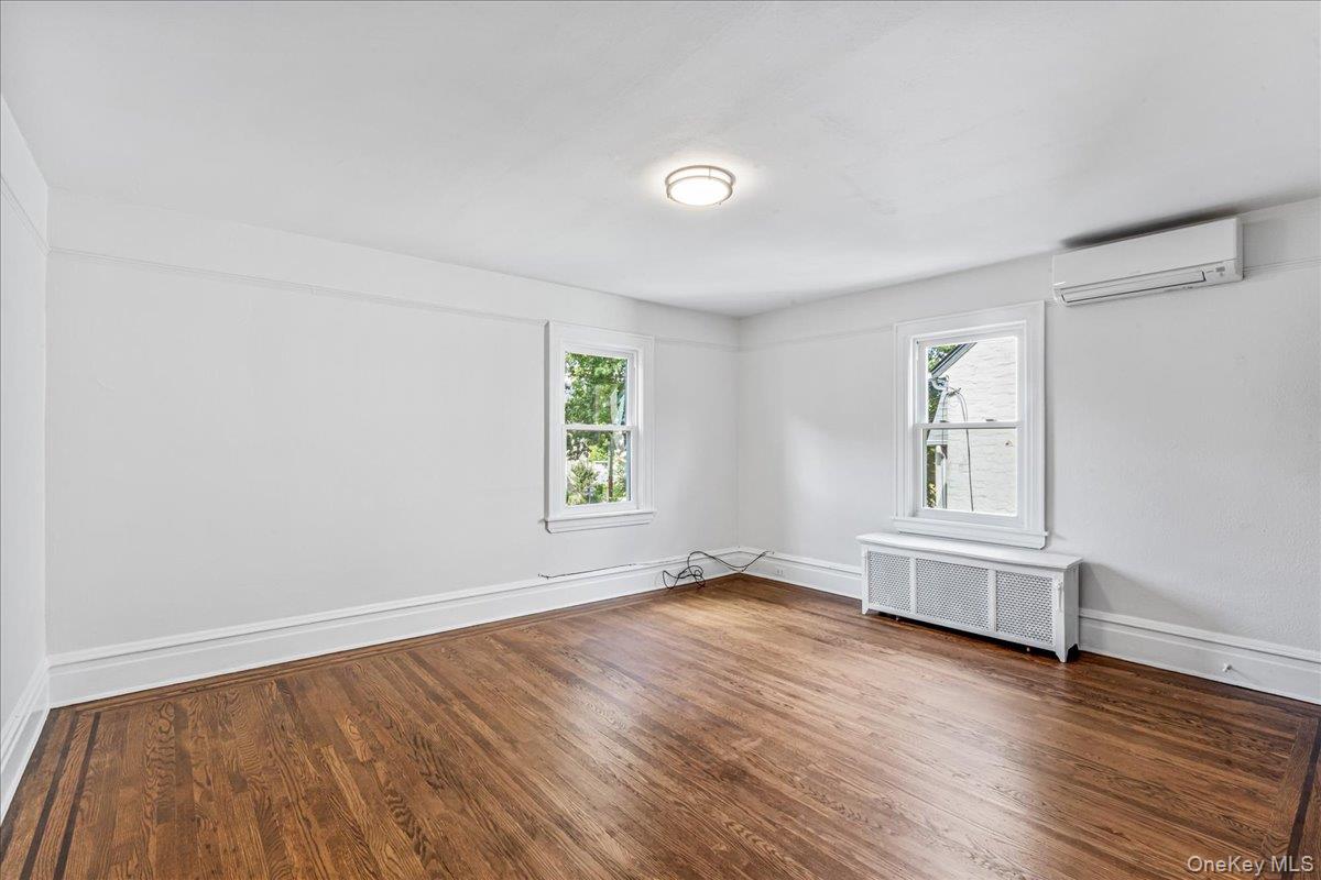 11461 176th Street, Addisleigh Park, NY 11434