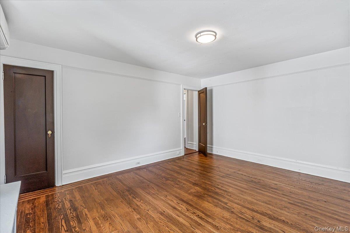 11461 176th Street, Addisleigh Park, NY 11434