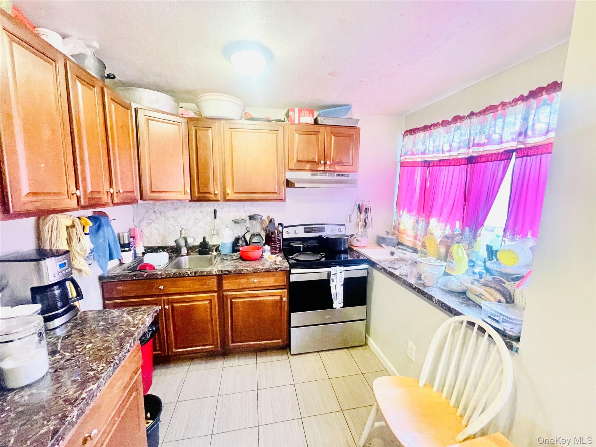 29 Gray Avenue, Medford, NY 11763