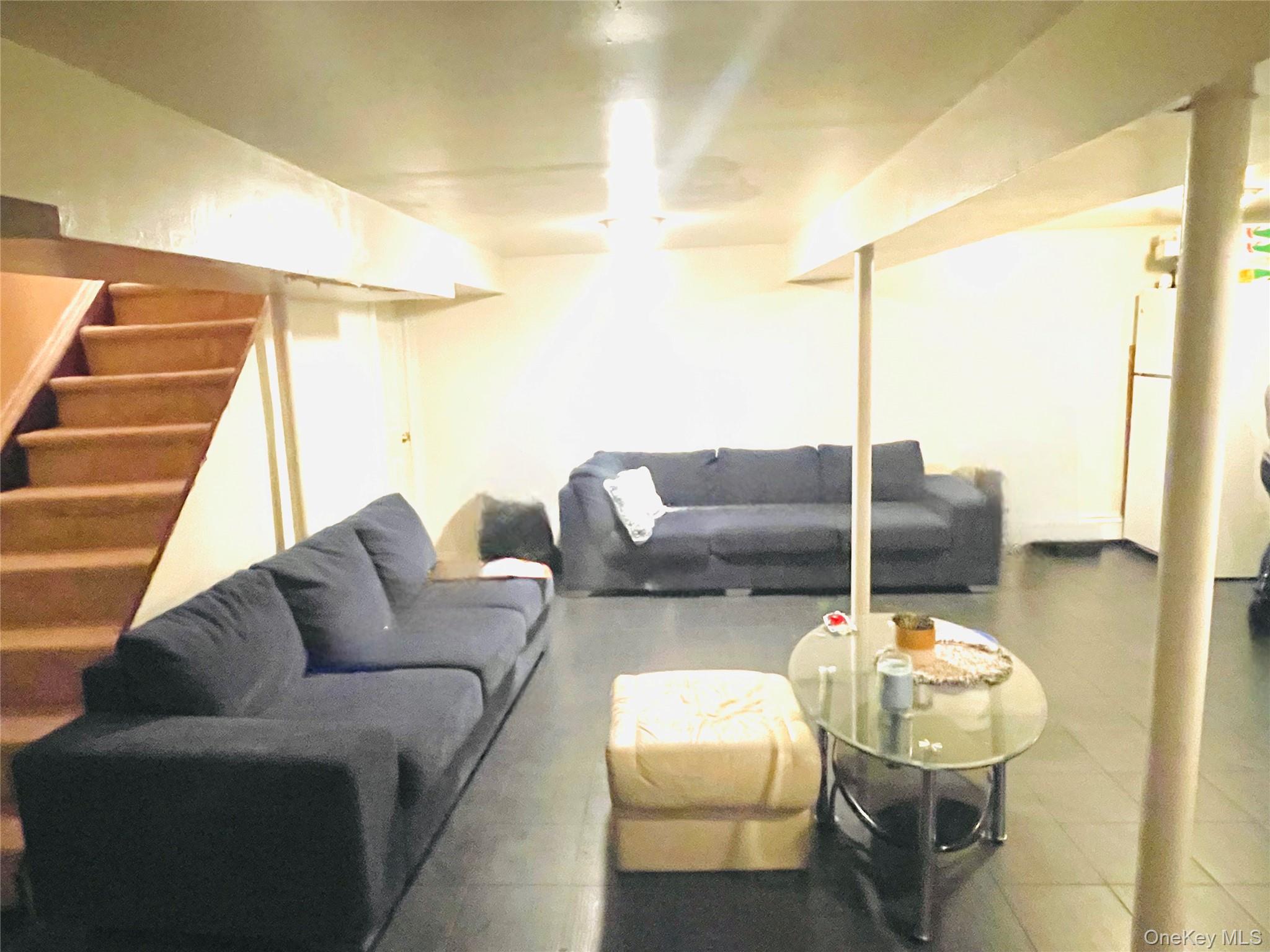 29 Gray Avenue, Medford, NY 11763