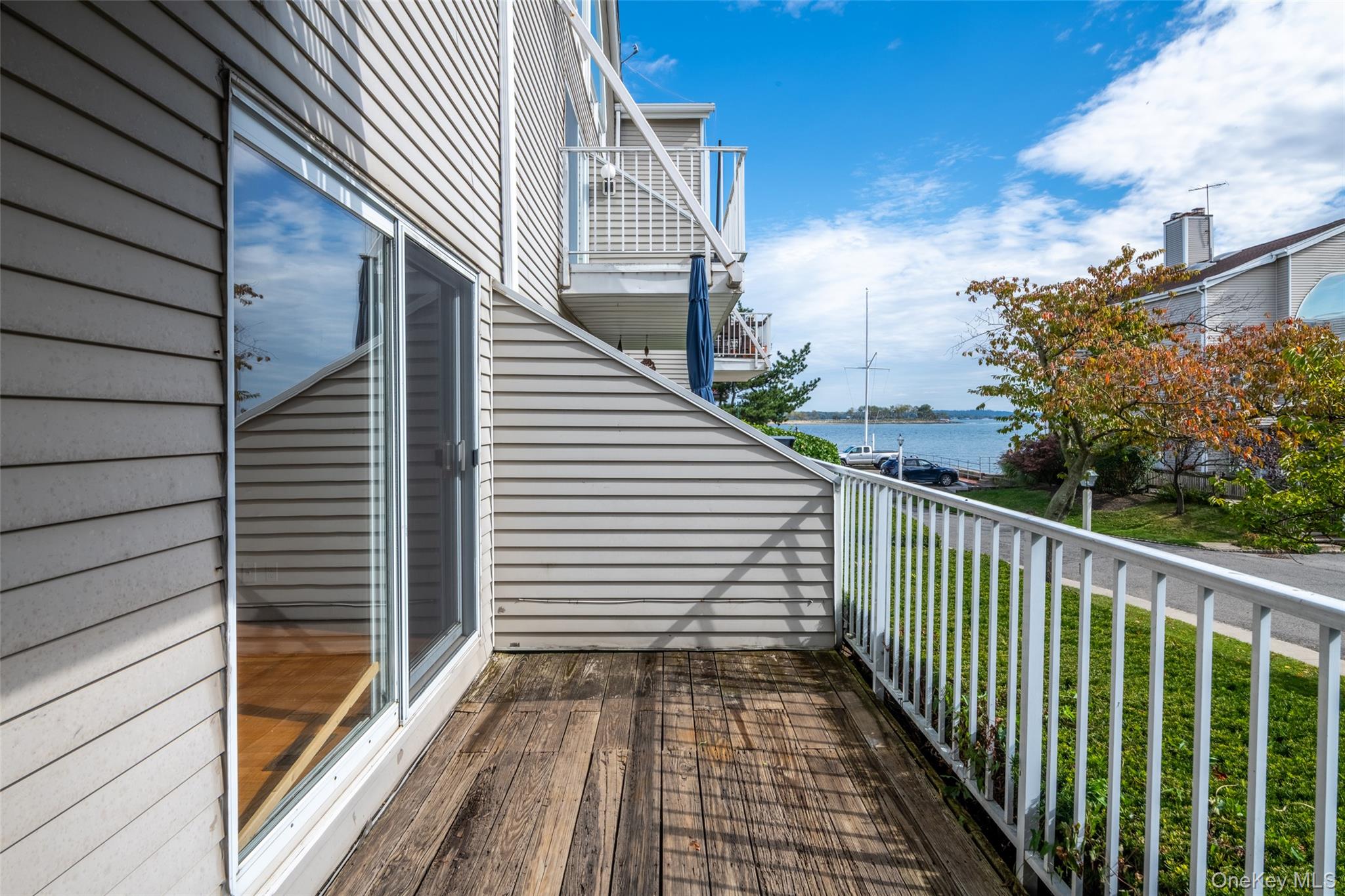 18 Windward Lane # 17, Bronx, NY 10464