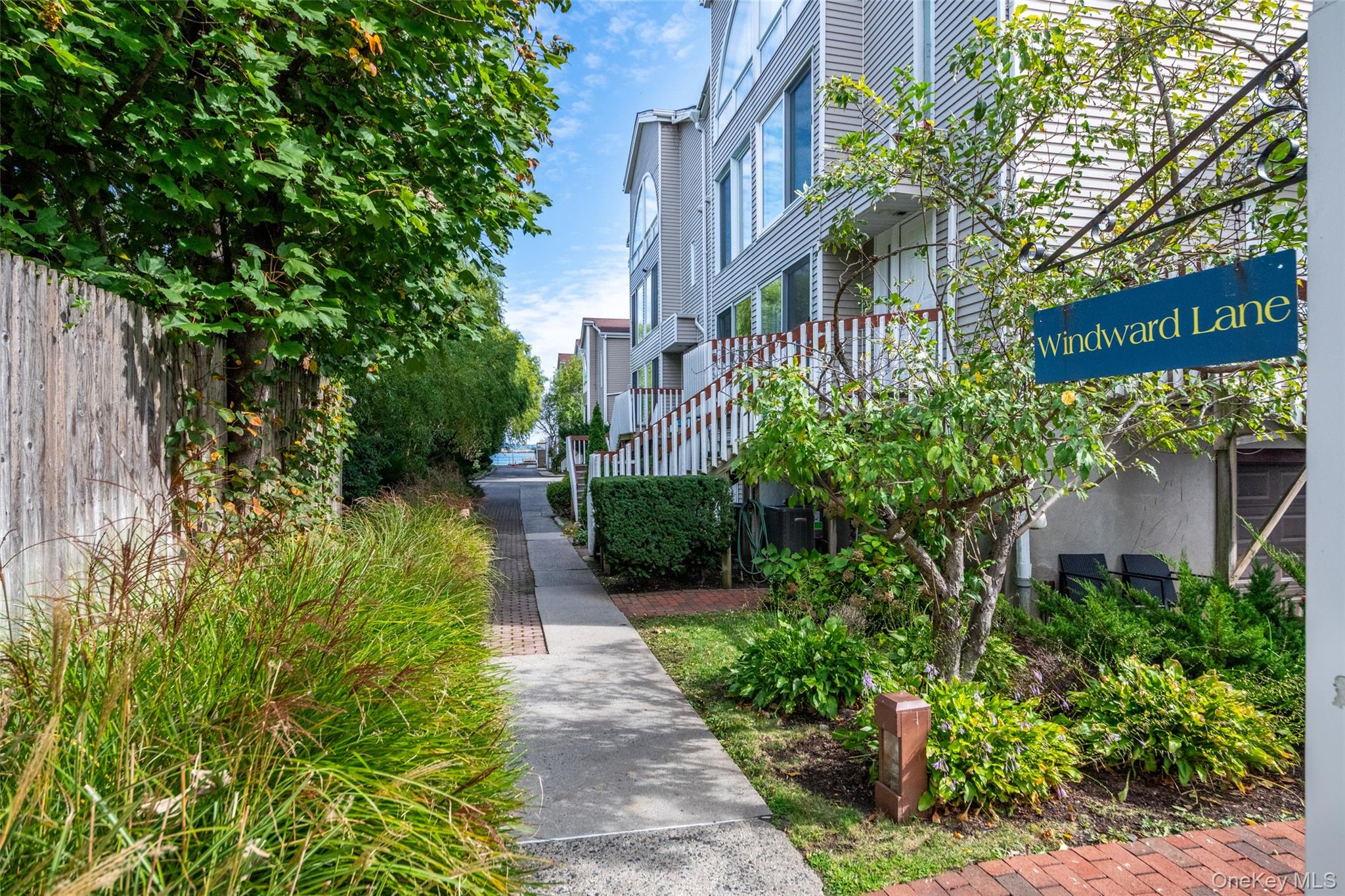 18 Windward Lane # 17, Bronx, NY 10464