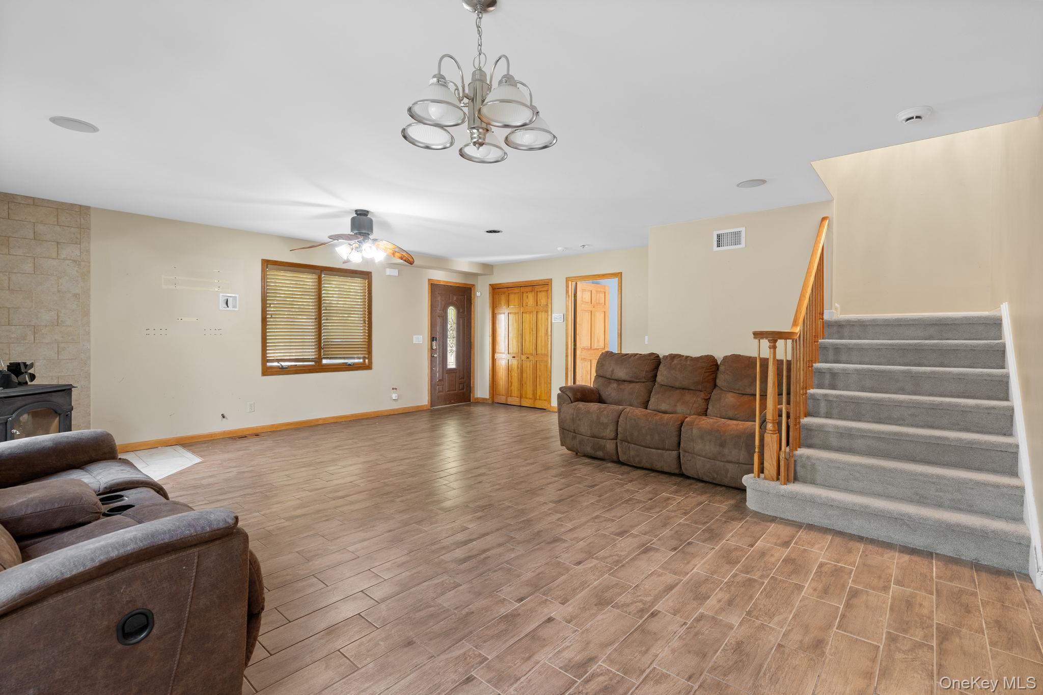 6 Autumn Lane, Monroe, NY 10950