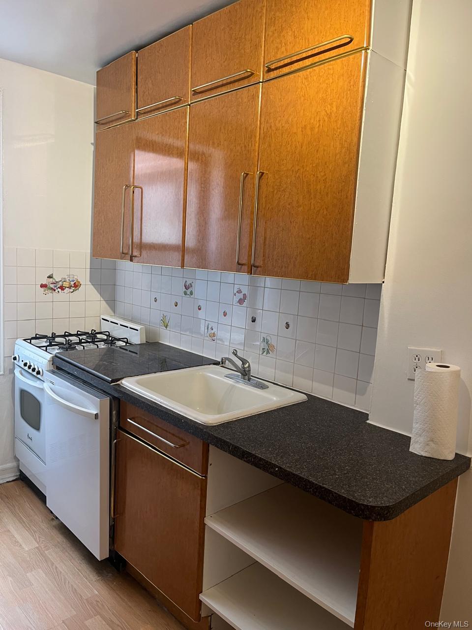 3727 86th Street # 4G, Jackson Heights, NY 11372