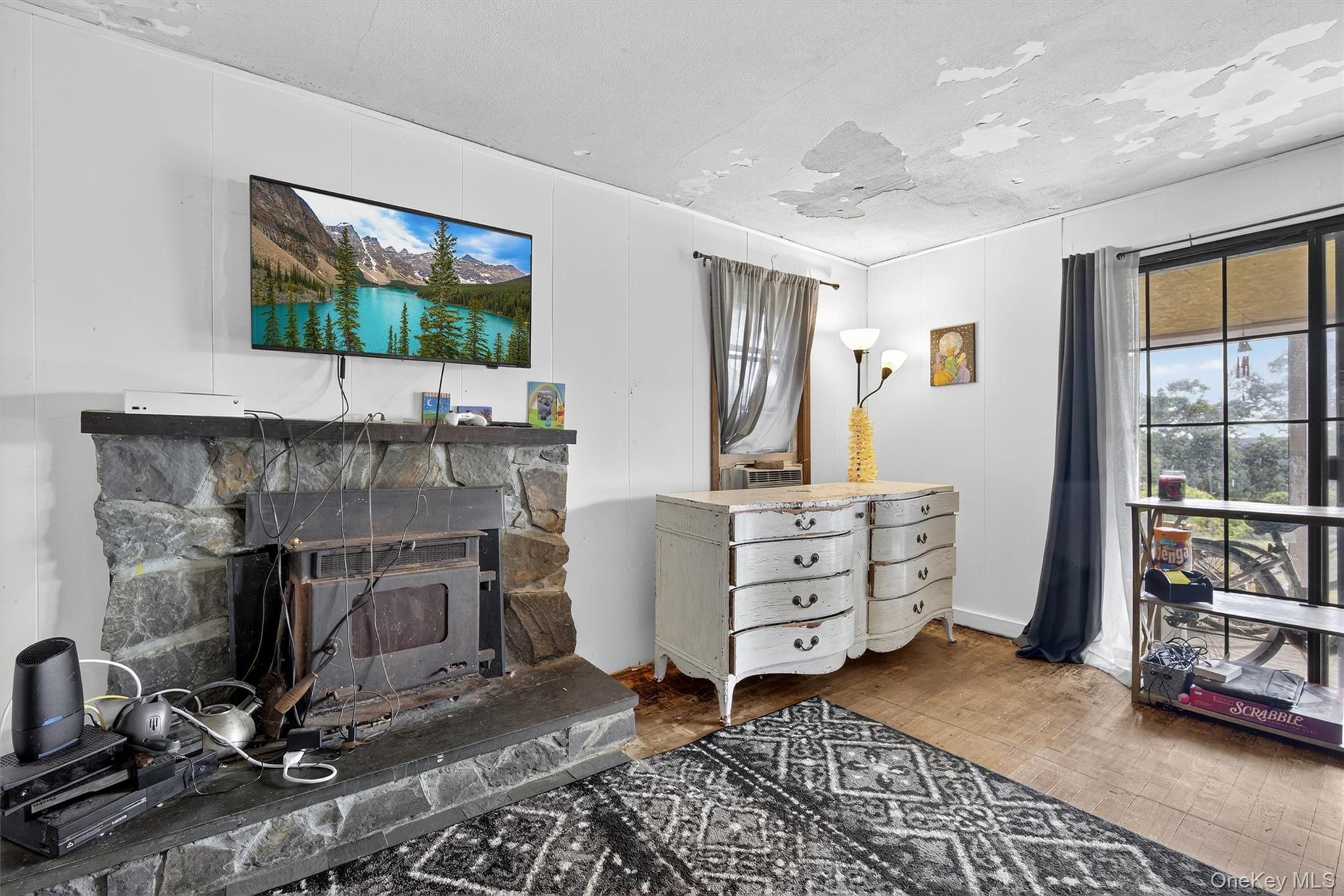 15 Dachenhausen Lane, Kingston, NY 12475