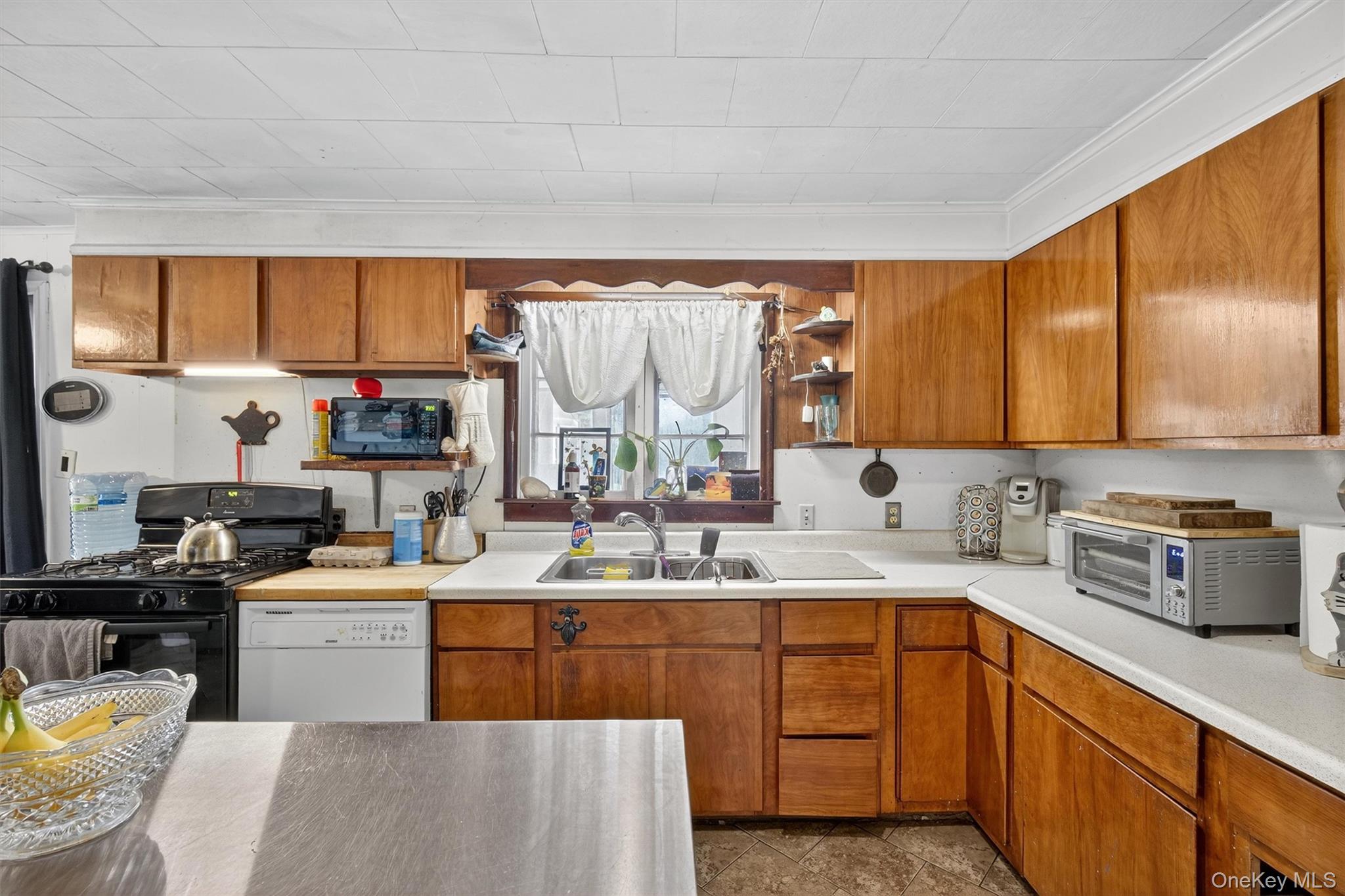 15 Dachenhausen Lane, Kingston, NY 12475