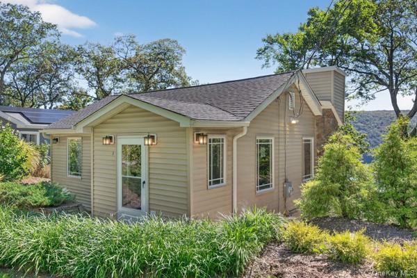 6 Deer Trail N, Greenwood Lake, NY 10925