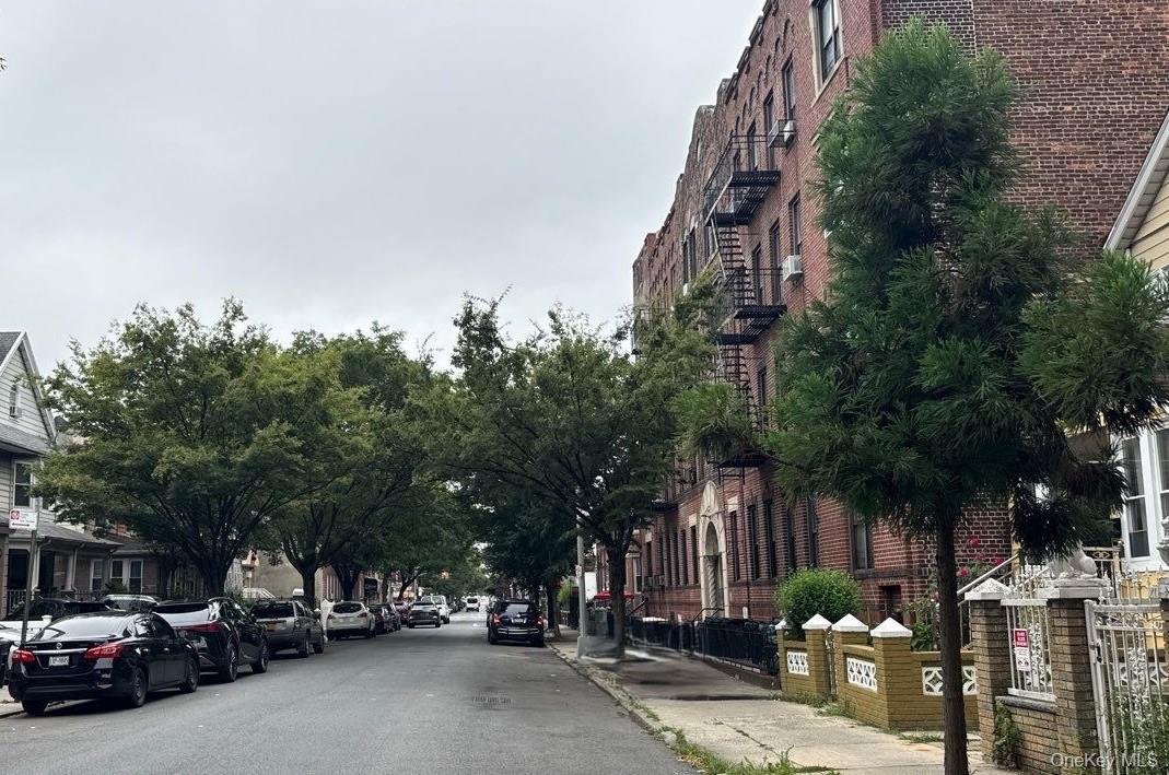 400 E 49th Street, Brooklyn, NY 11203