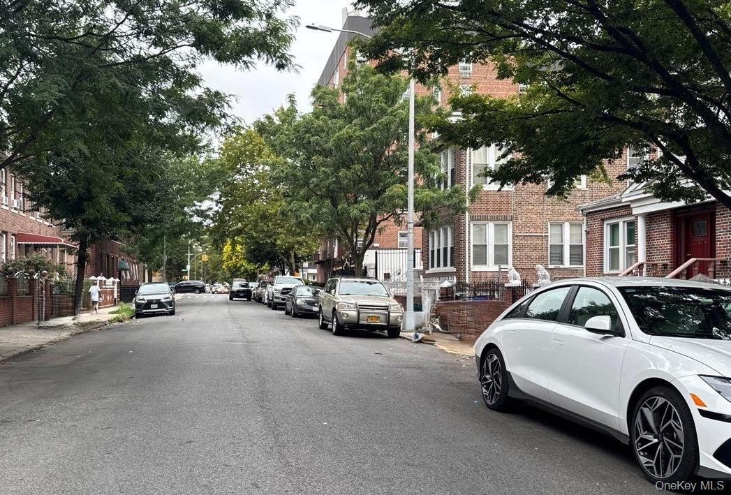 400 E 49th Street, Brooklyn, NY 11203