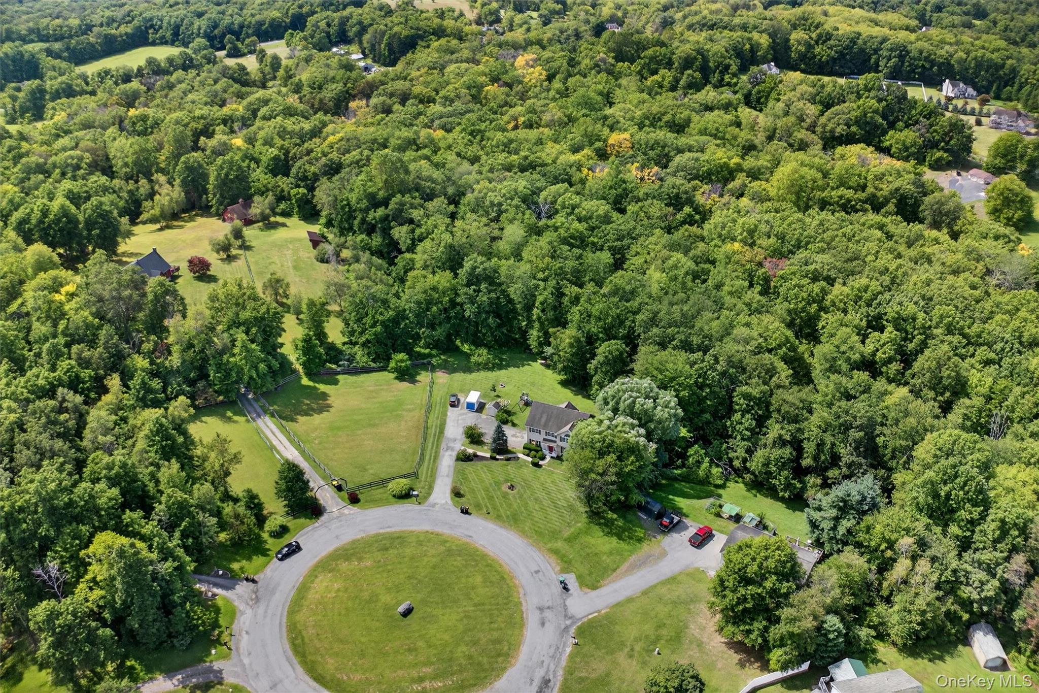 22 Dwaarkill Farms Court, Pine Bush, NY 12566