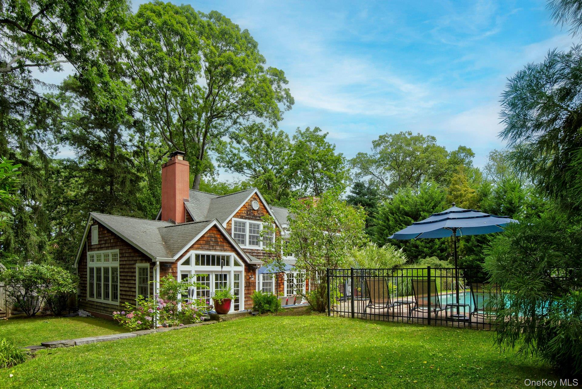 96 Davis Road, Port Washington, NY 11050