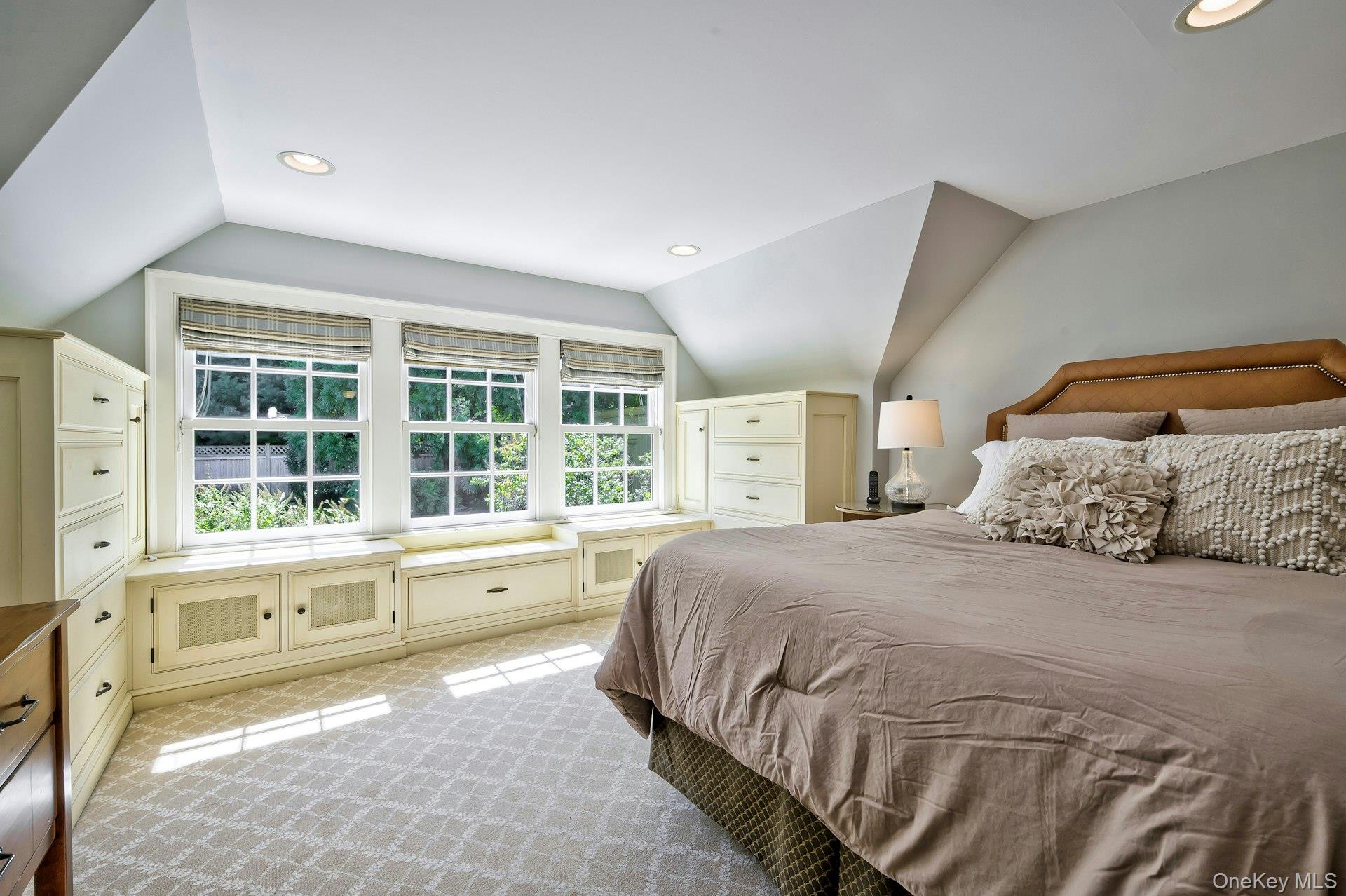 96 Davis Road, Port Washington, NY 11050