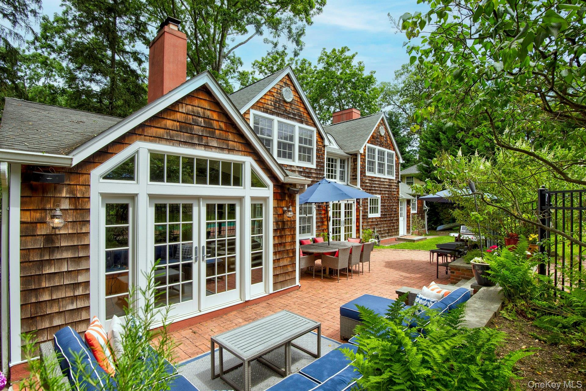 96 Davis Road, Port Washington, NY 11050