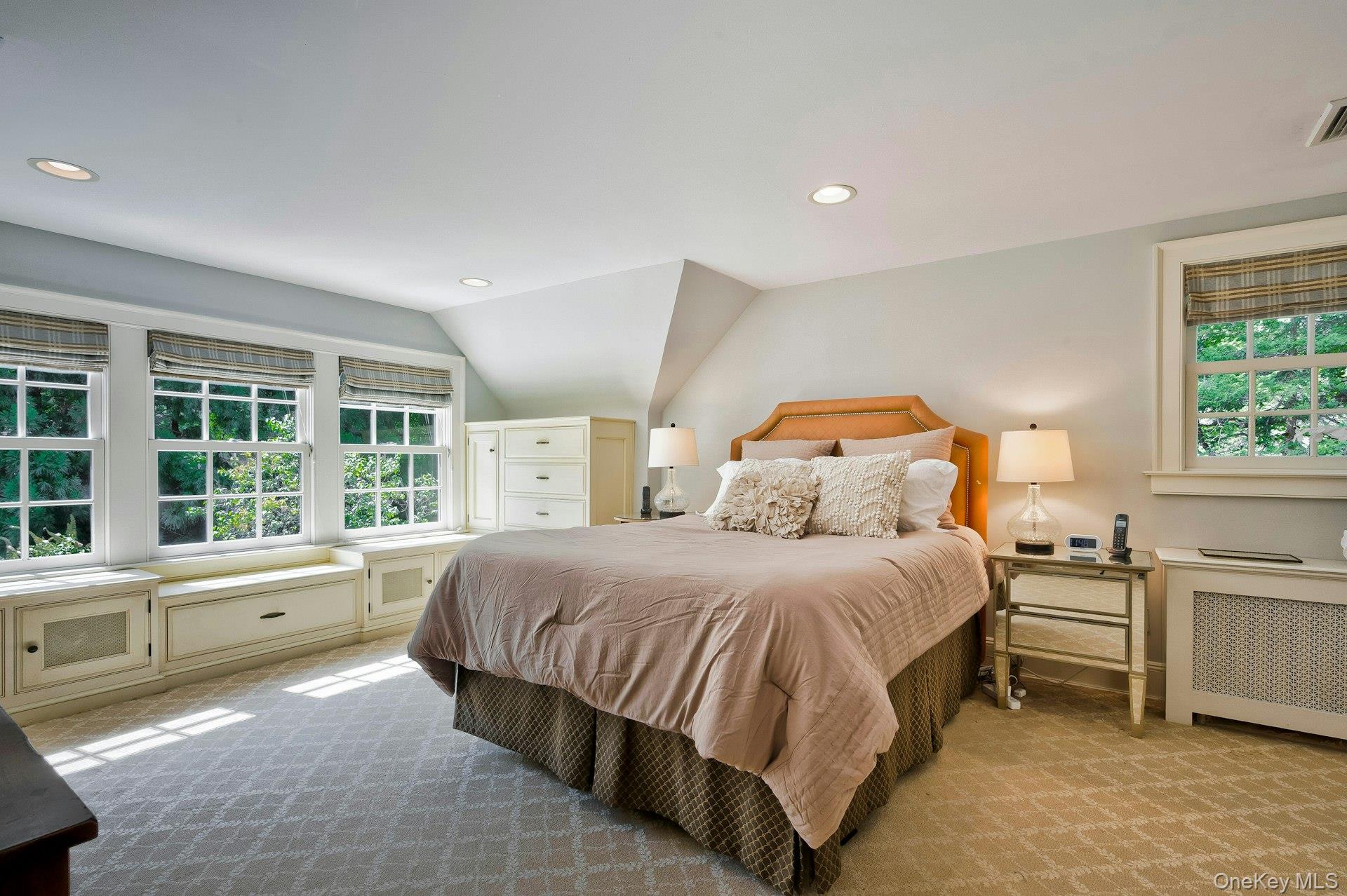 96 Davis Road, Port Washington, NY 11050