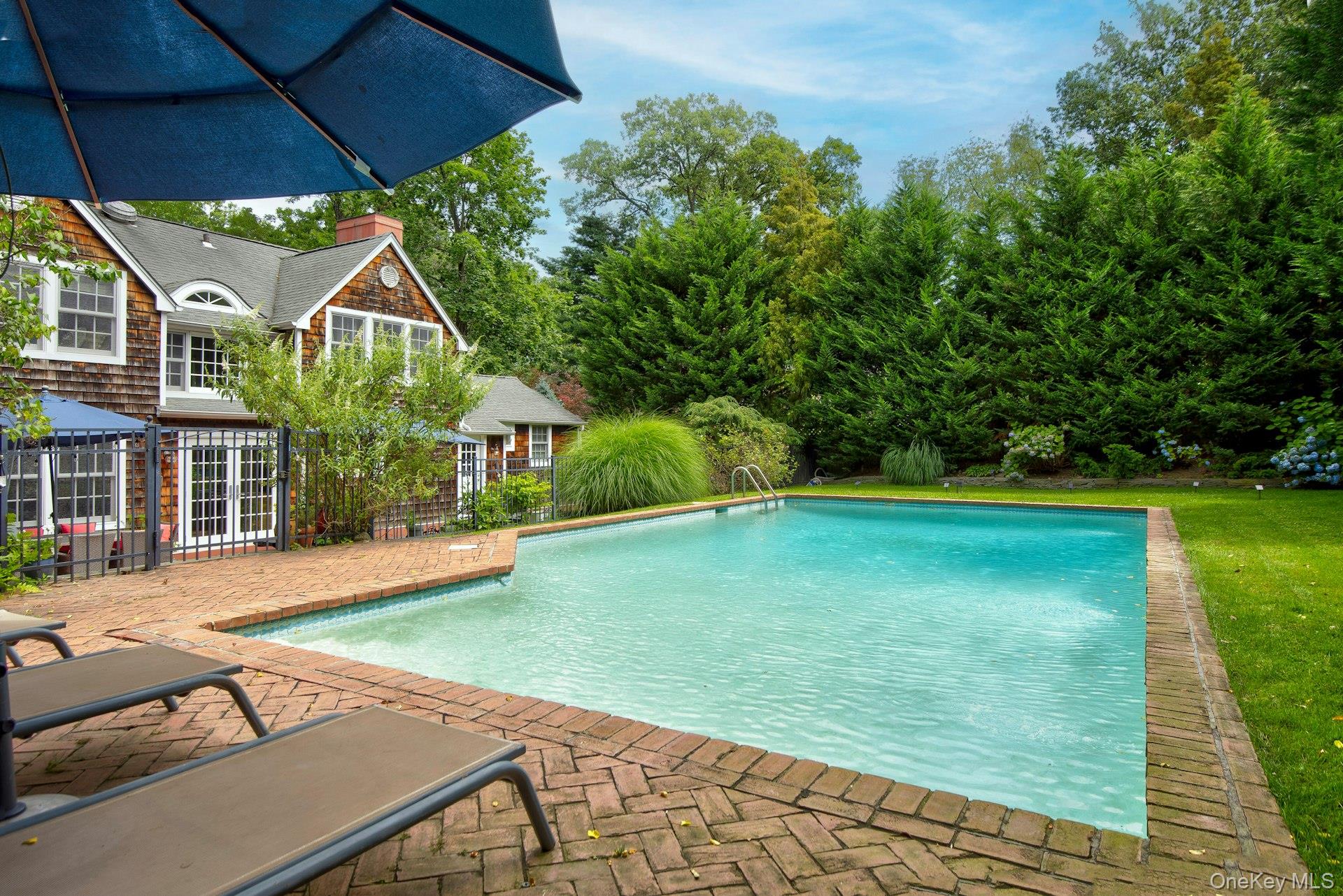 96 Davis Road, Port Washington, NY 11050