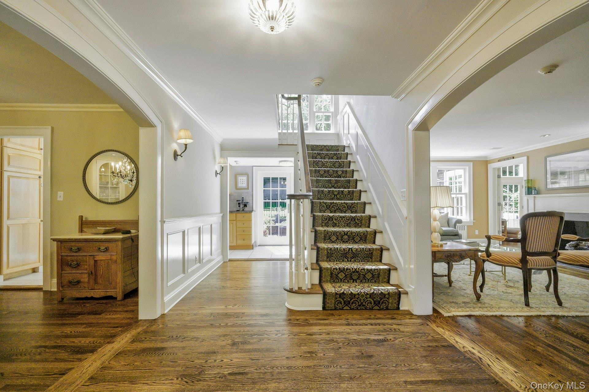 96 Davis Road, Port Washington, NY 11050