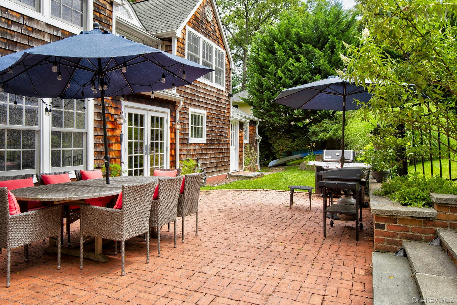 96 Davis Road, Port Washington, NY 11050