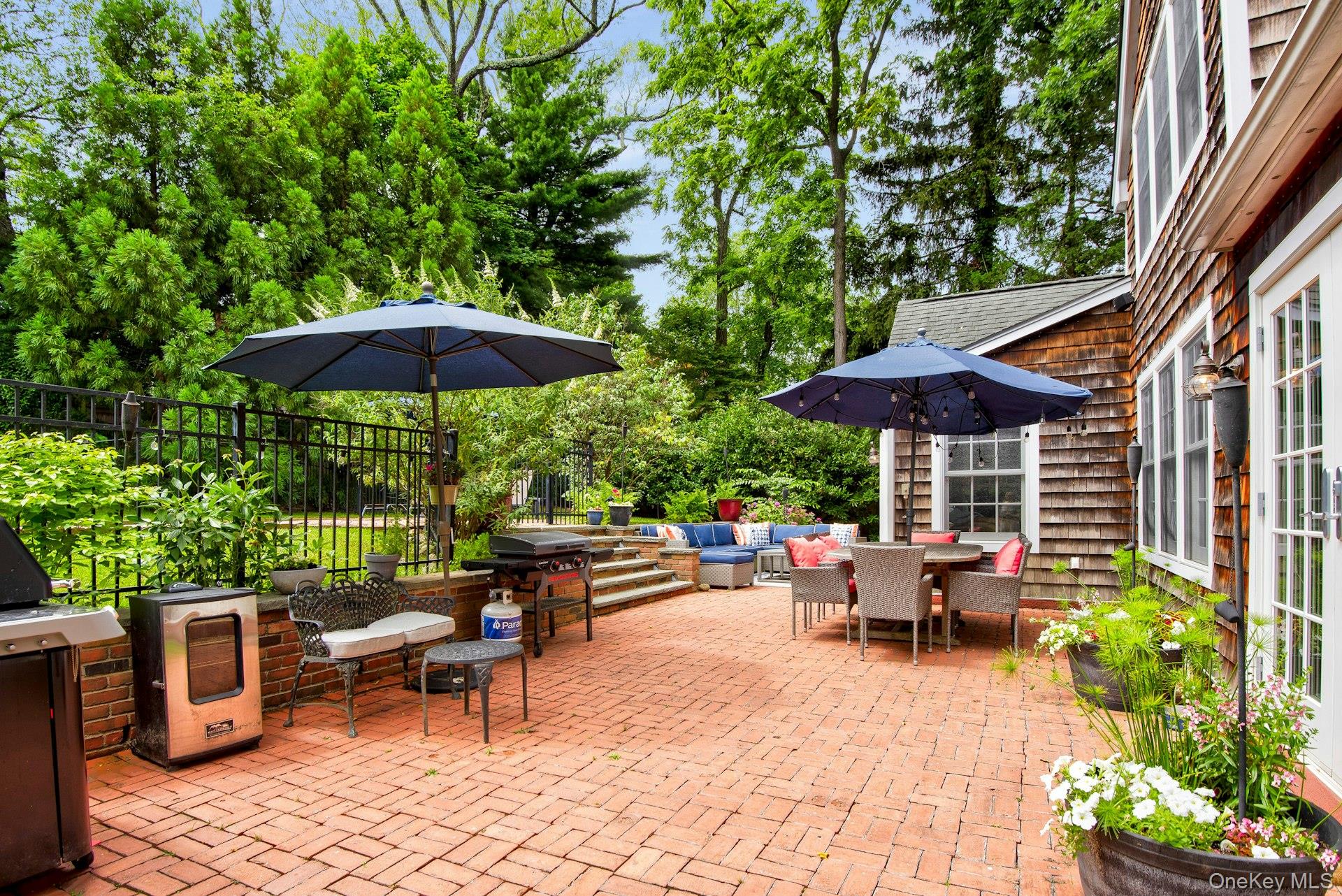 96 Davis Road, Port Washington, NY 11050