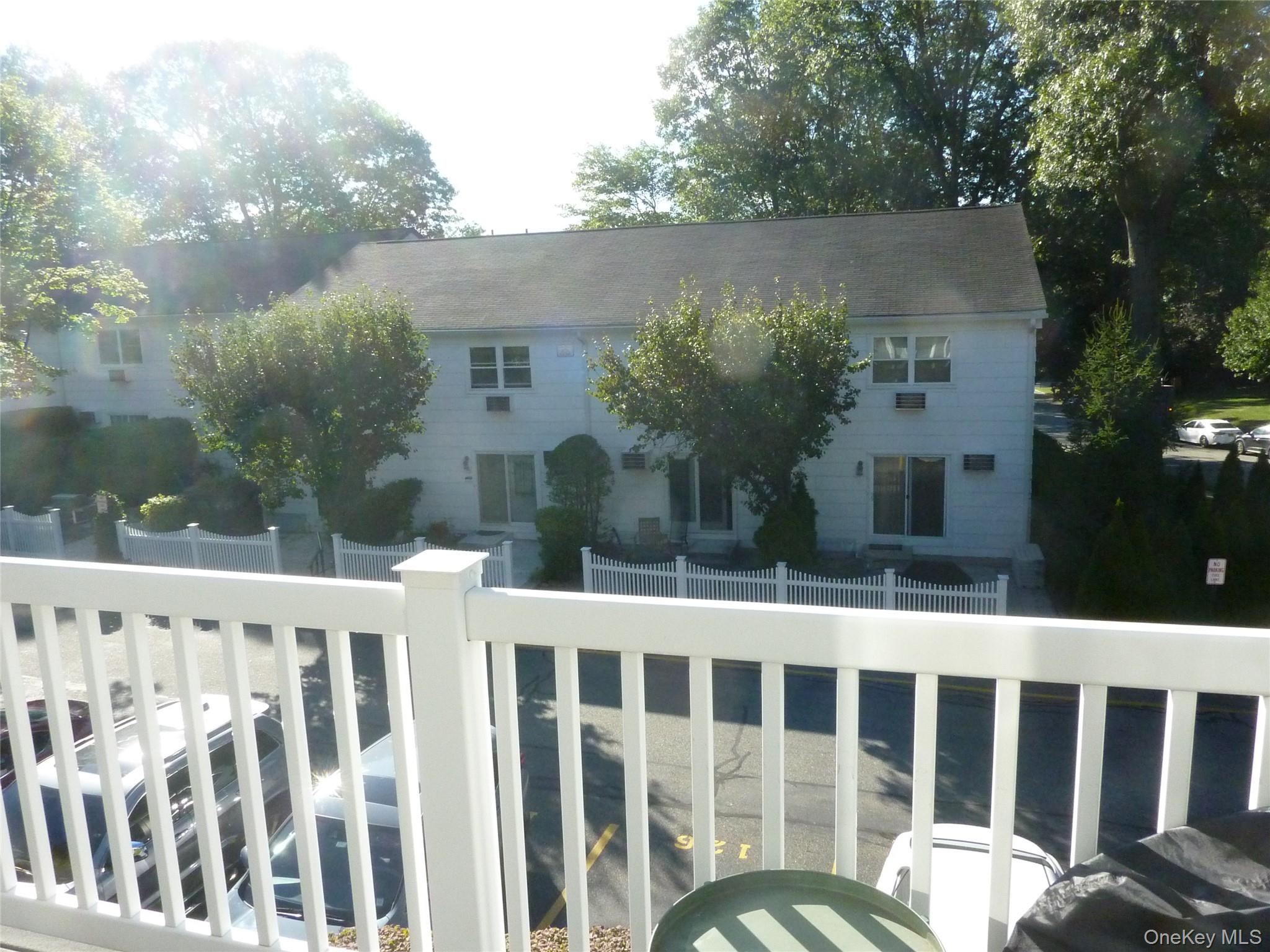 133 Doxbury Lane, Suffern, NY 10901