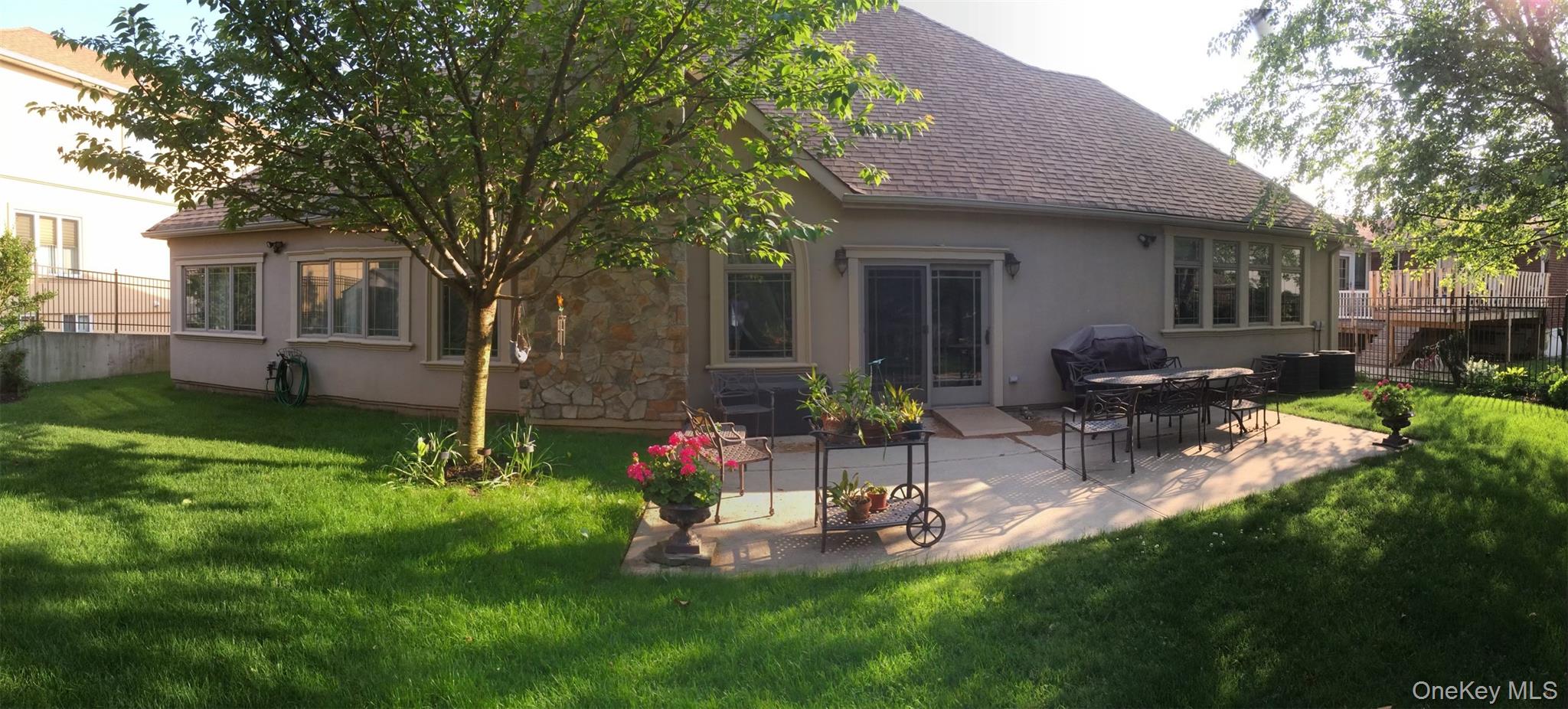 343 Liberty Avenue, Staten Island, NY 10305