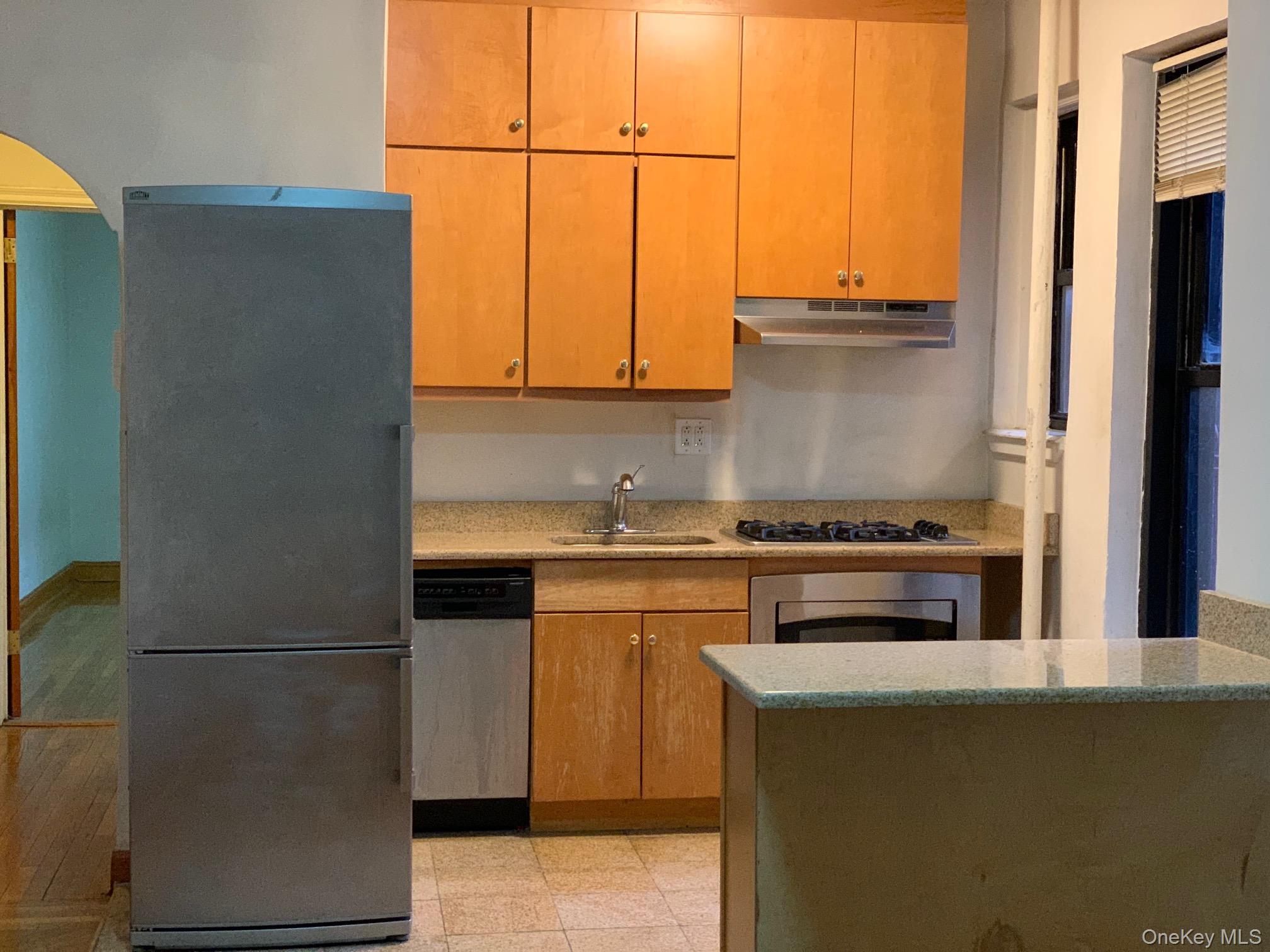 4333 48th Street # 4E, Sunnyside, NY 11104