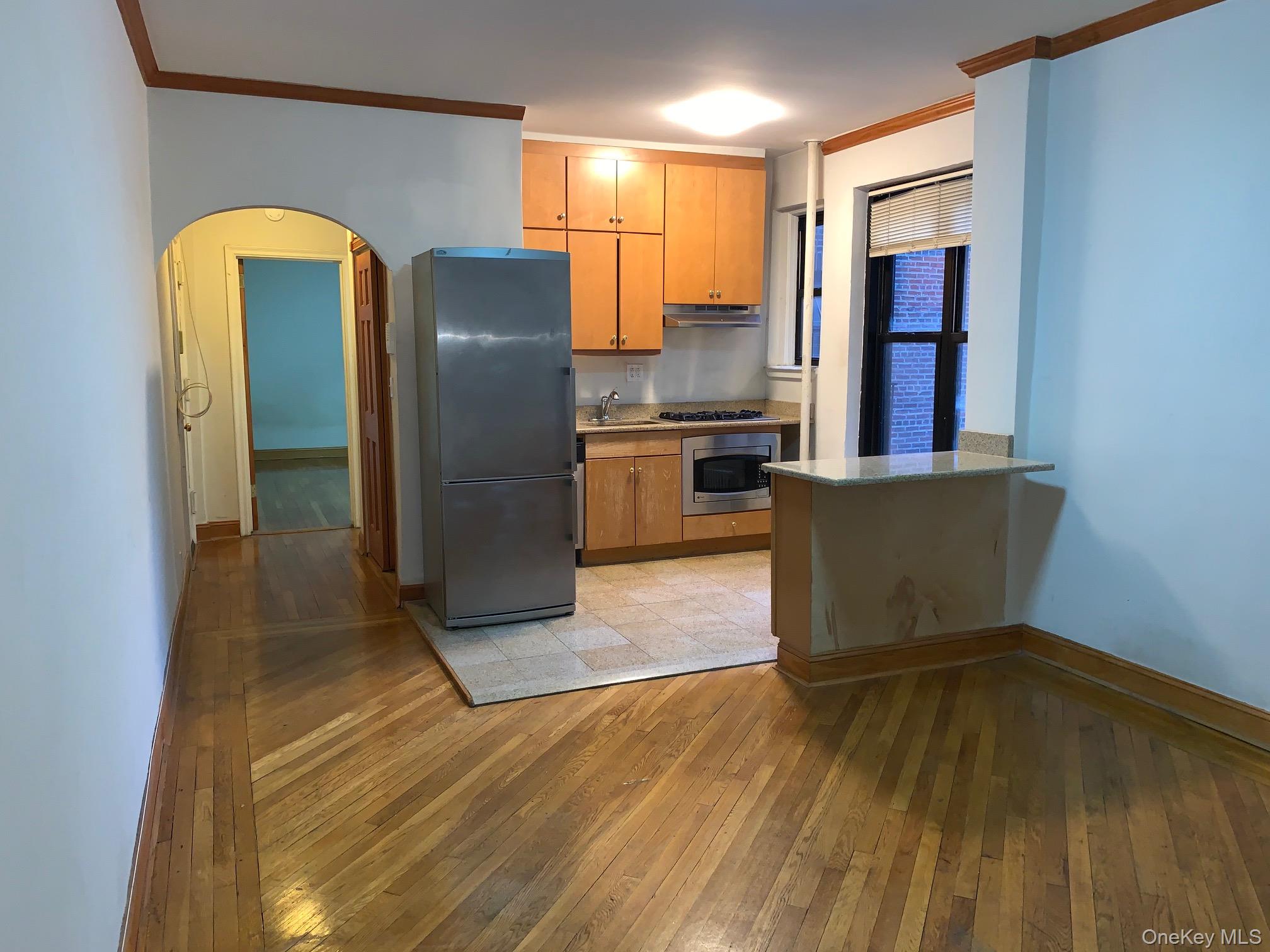 4333 48th Street # 4E, Sunnyside, NY 11104