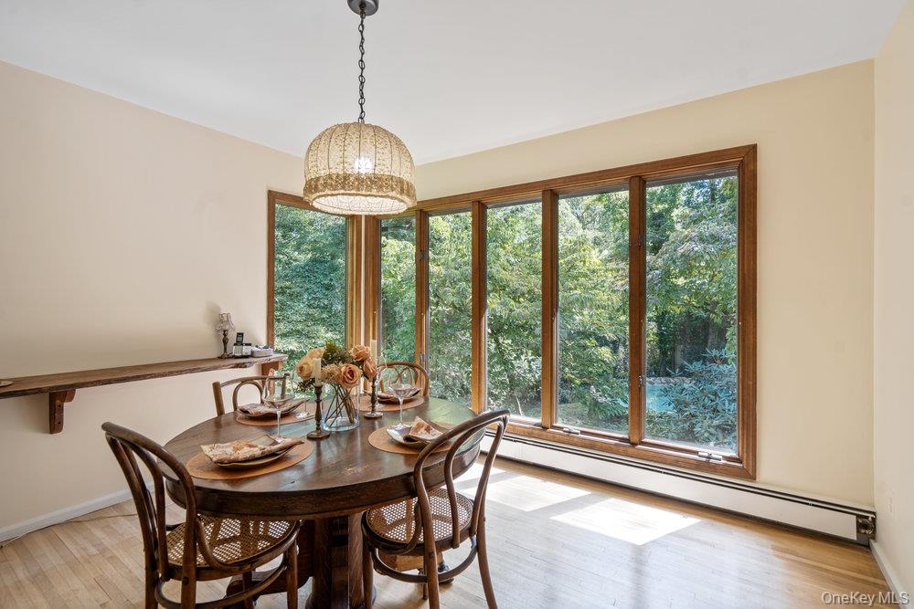 7 Chatham Place, Dix Hills, NY 11746