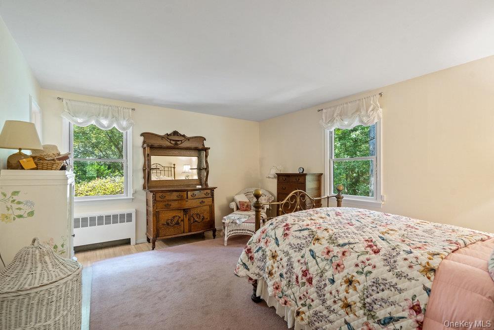 7 Chatham Place, Dix Hills, NY 11746