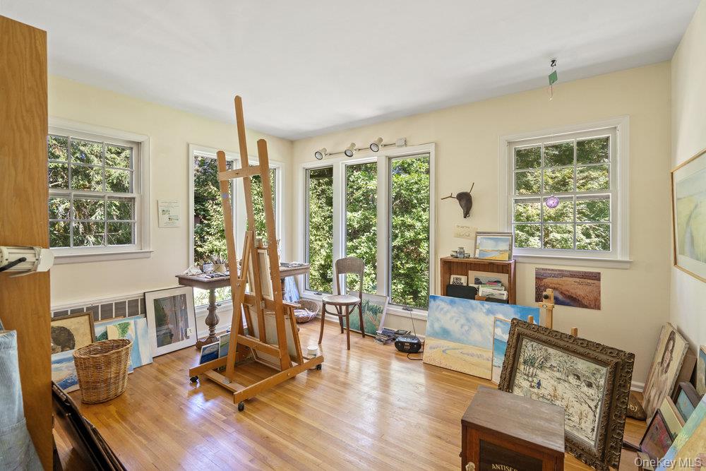 7 Chatham Place, Dix Hills, NY 11746