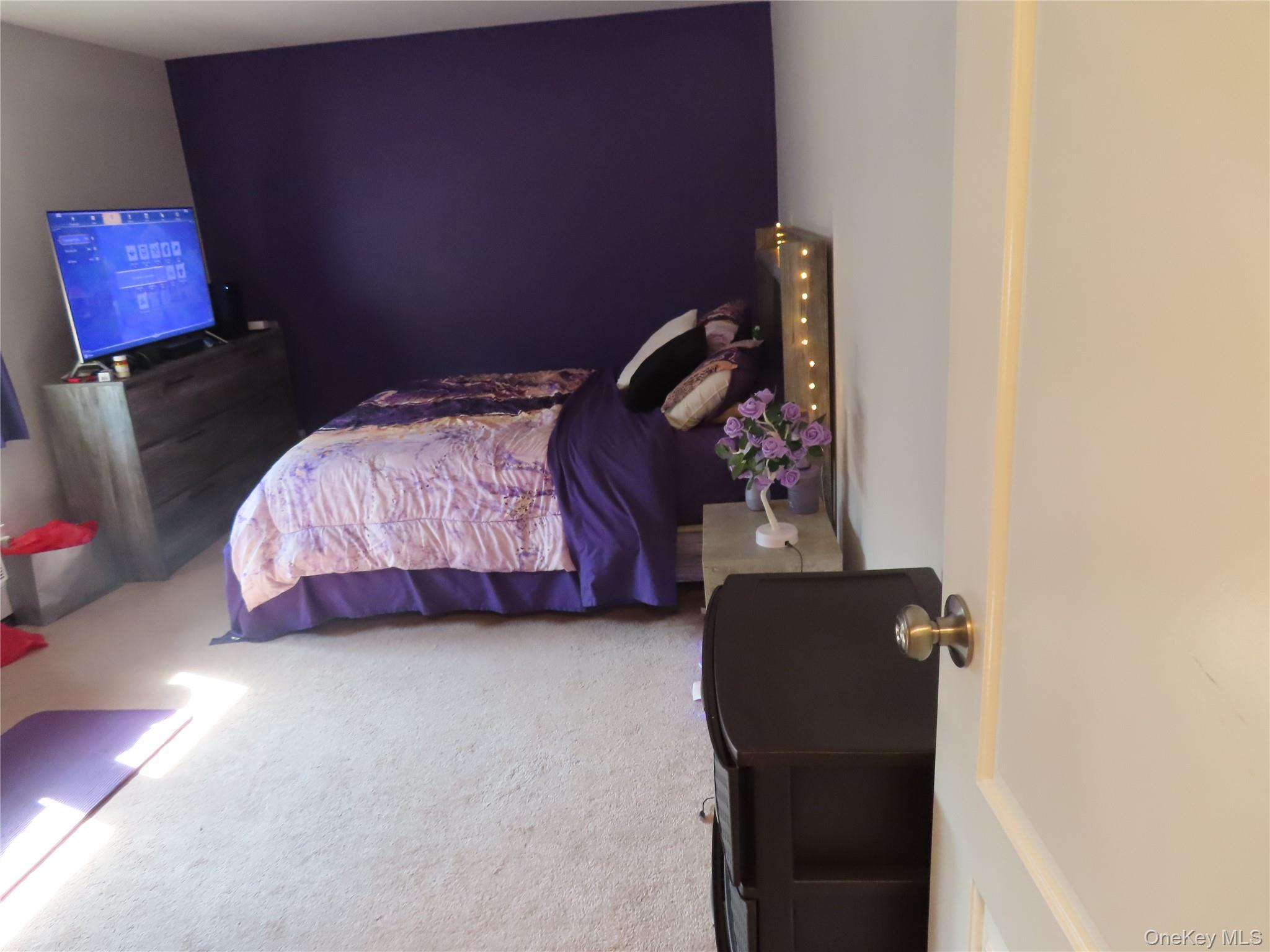 700 Broadway # 22, Amityville, NY 11701