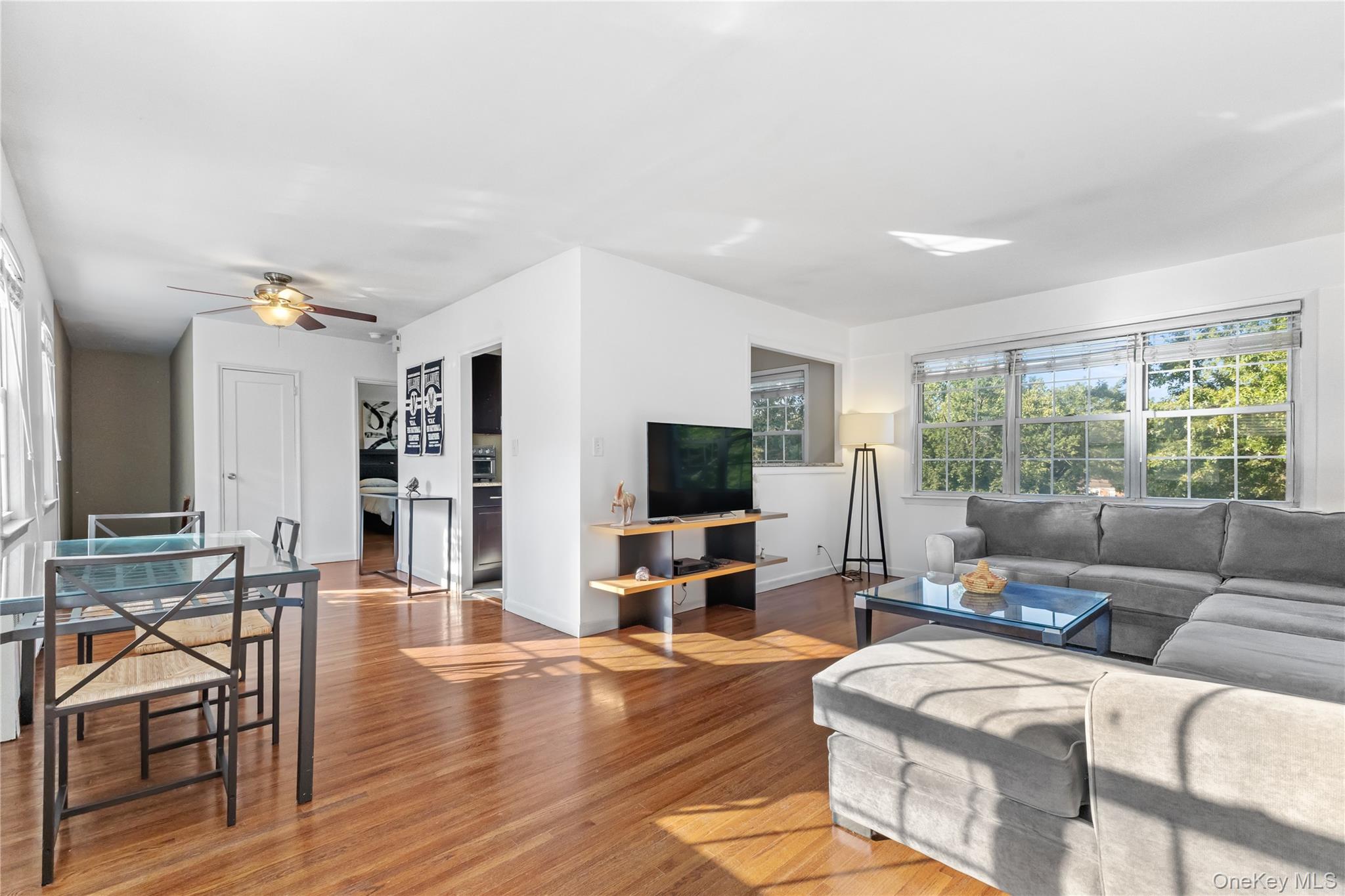 21 Fieldstone Drive # 196, Hartsdale, NY 10530