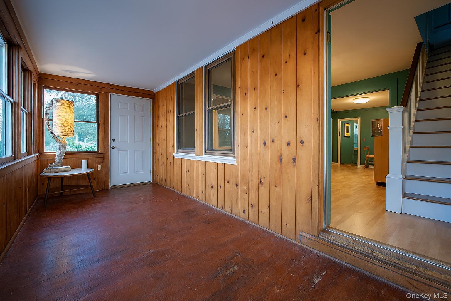 5 Charles Place, Huntington Station, NY 11746