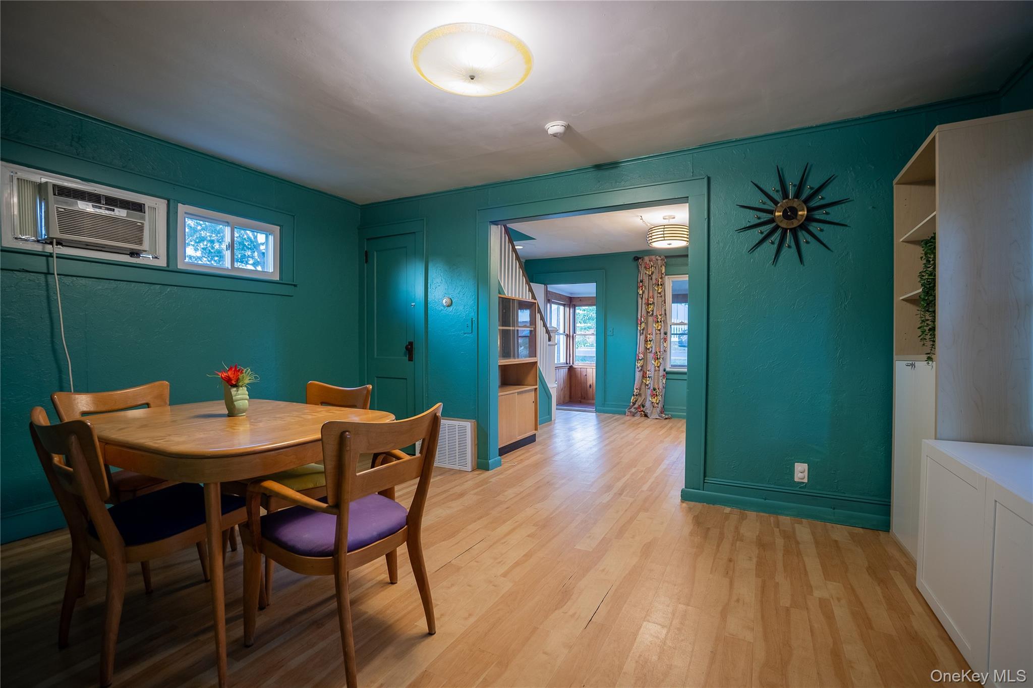 5 Charles Place, Huntington Station, NY 11746