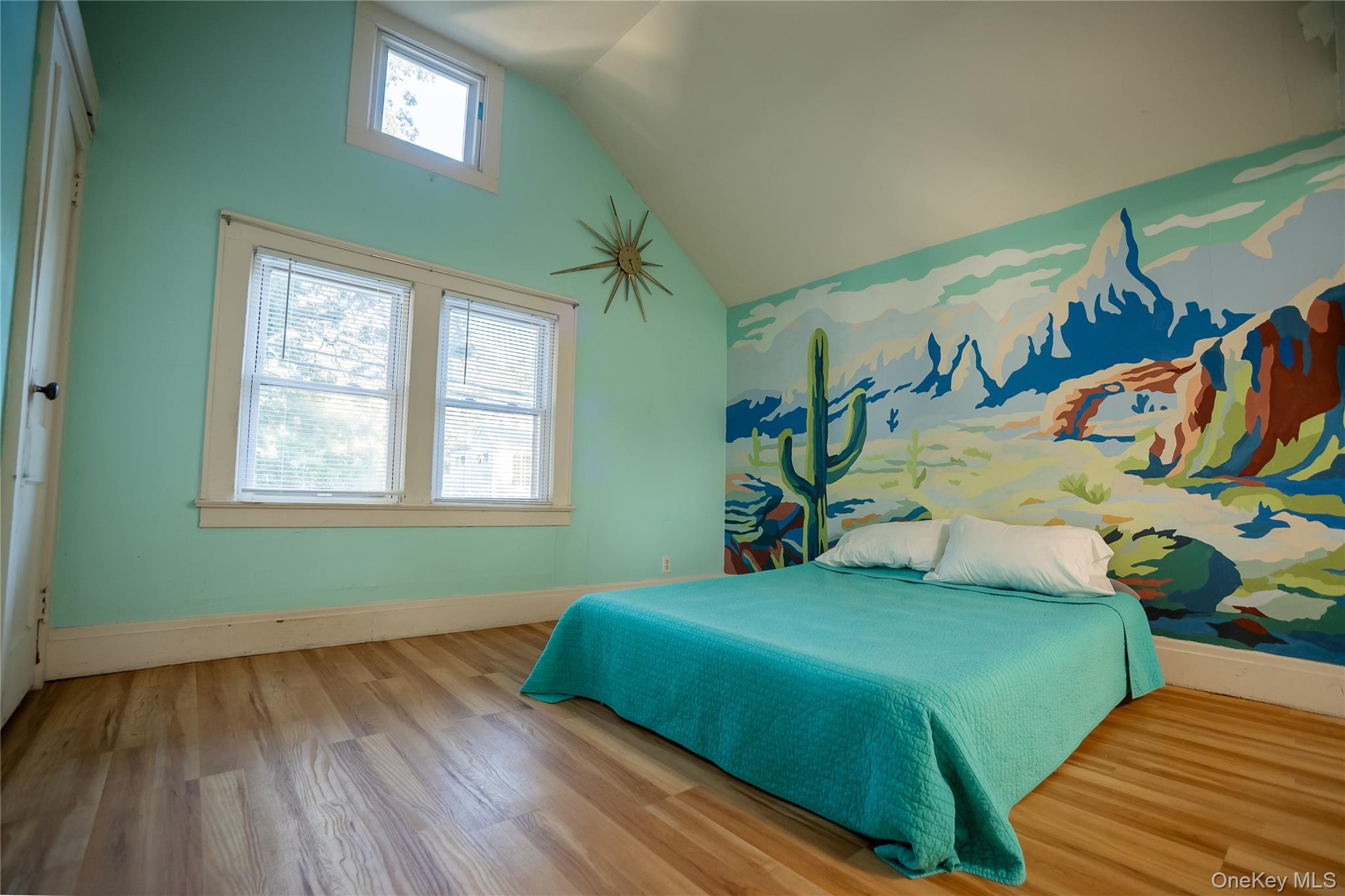 5 Charles Place, Huntington Station, NY 11746