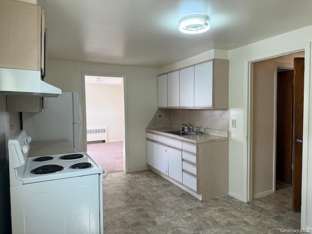 652 Empire Avenue, West Babylon, NY 11704