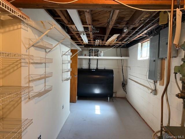 652 Empire Avenue, West Babylon, NY 11704