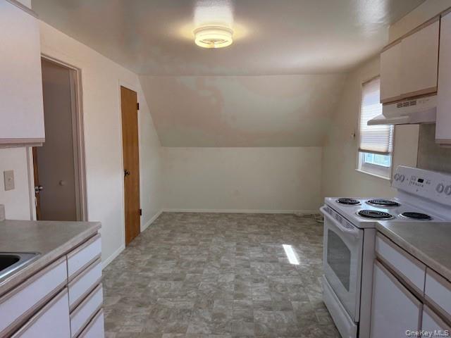 652 Empire Avenue, West Babylon, NY 11704