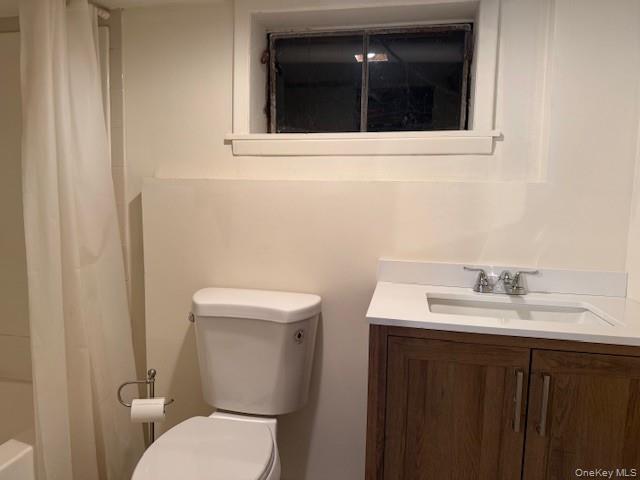 652 Empire Avenue, West Babylon, NY 11704