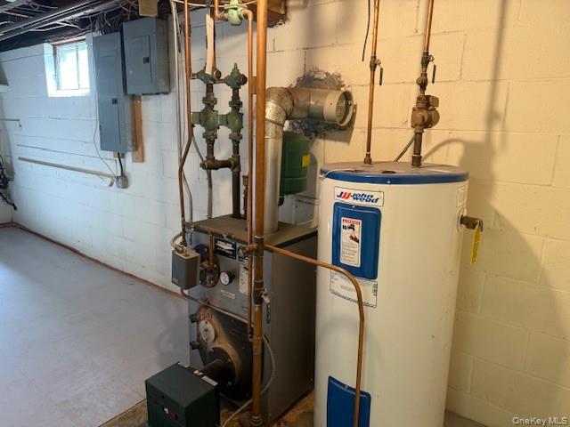 652 Empire Avenue, West Babylon, NY 11704